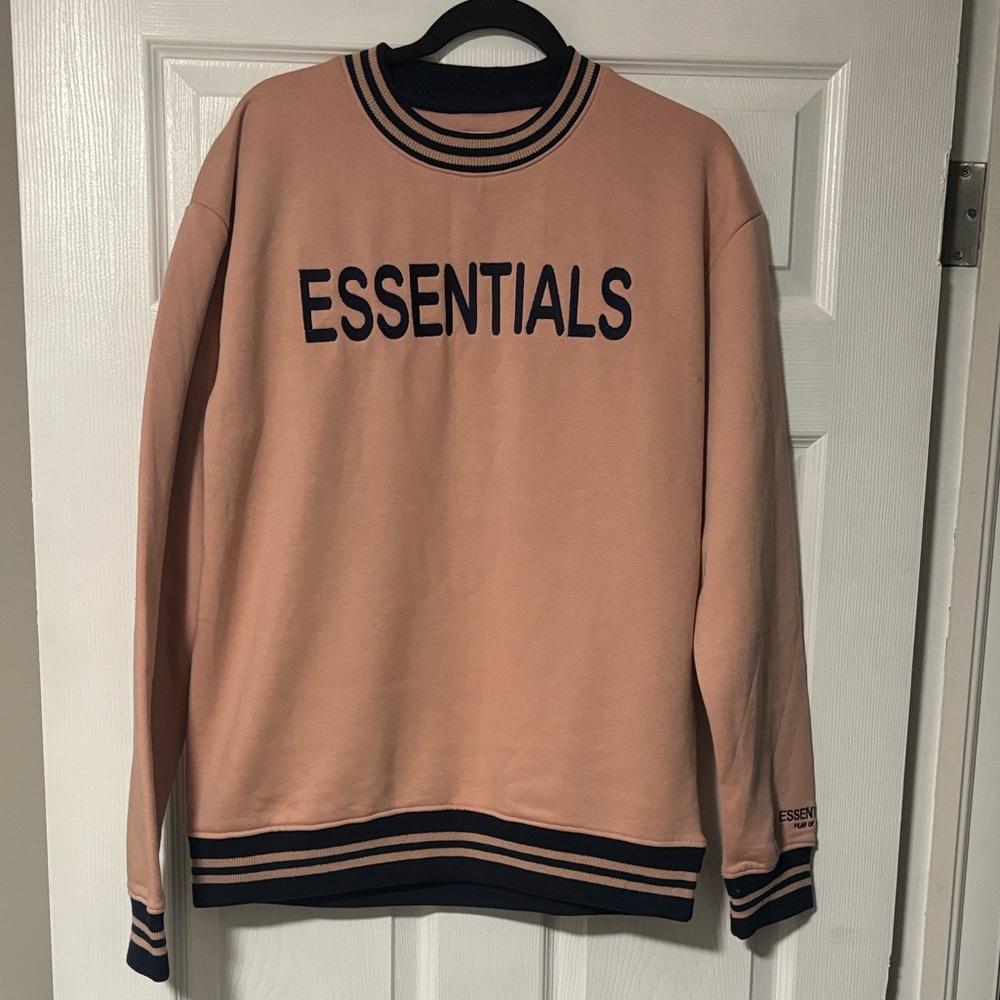 ESSENSTIALS Men's Pink Sweater